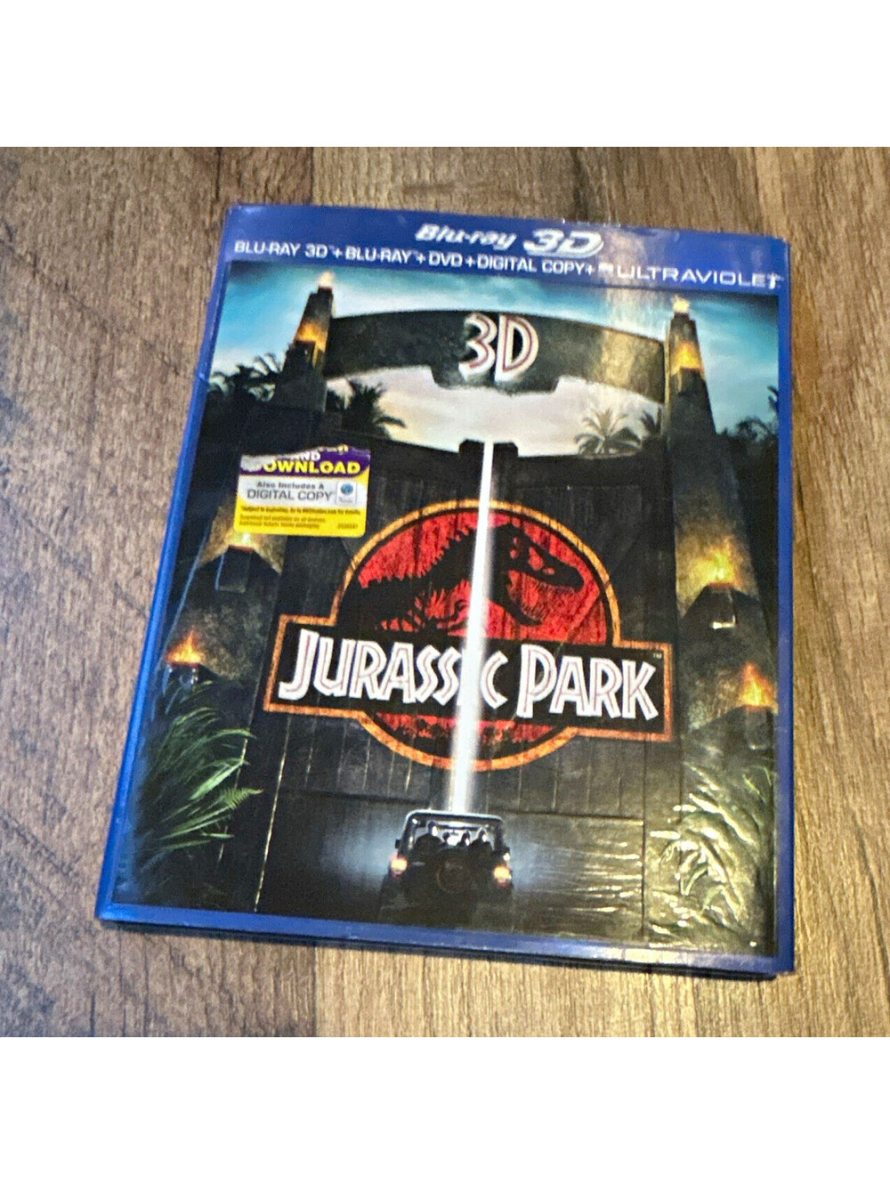 Jurassic Park Blu-ray 3D 3-Disc Combo + Digital Copy Ultraviolet Spielberg